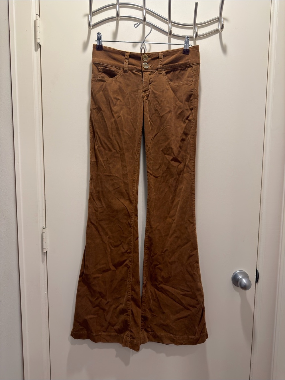 Bella Dahl Anthropologie Chestnut Brown Flared Corduroy Pants low rise